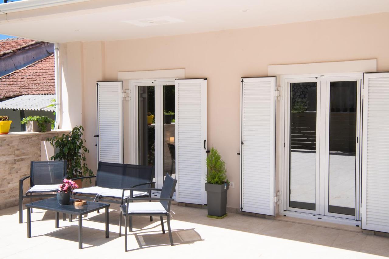 ואסיליקי Peratzada Apartments מראה חיצוני תמונה
